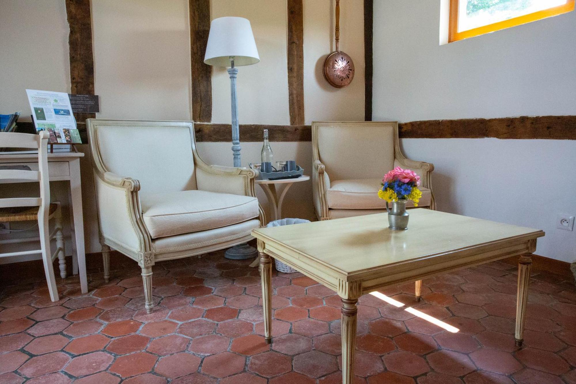 Bed and Breakfast L'Etape Normande Montroty  Zewnętrze zdjęcie