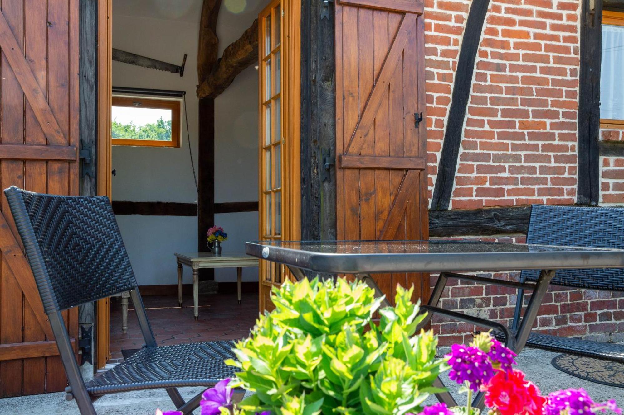 Bed and Breakfast L'Etape Normande Montroty  Zewnętrze zdjęcie